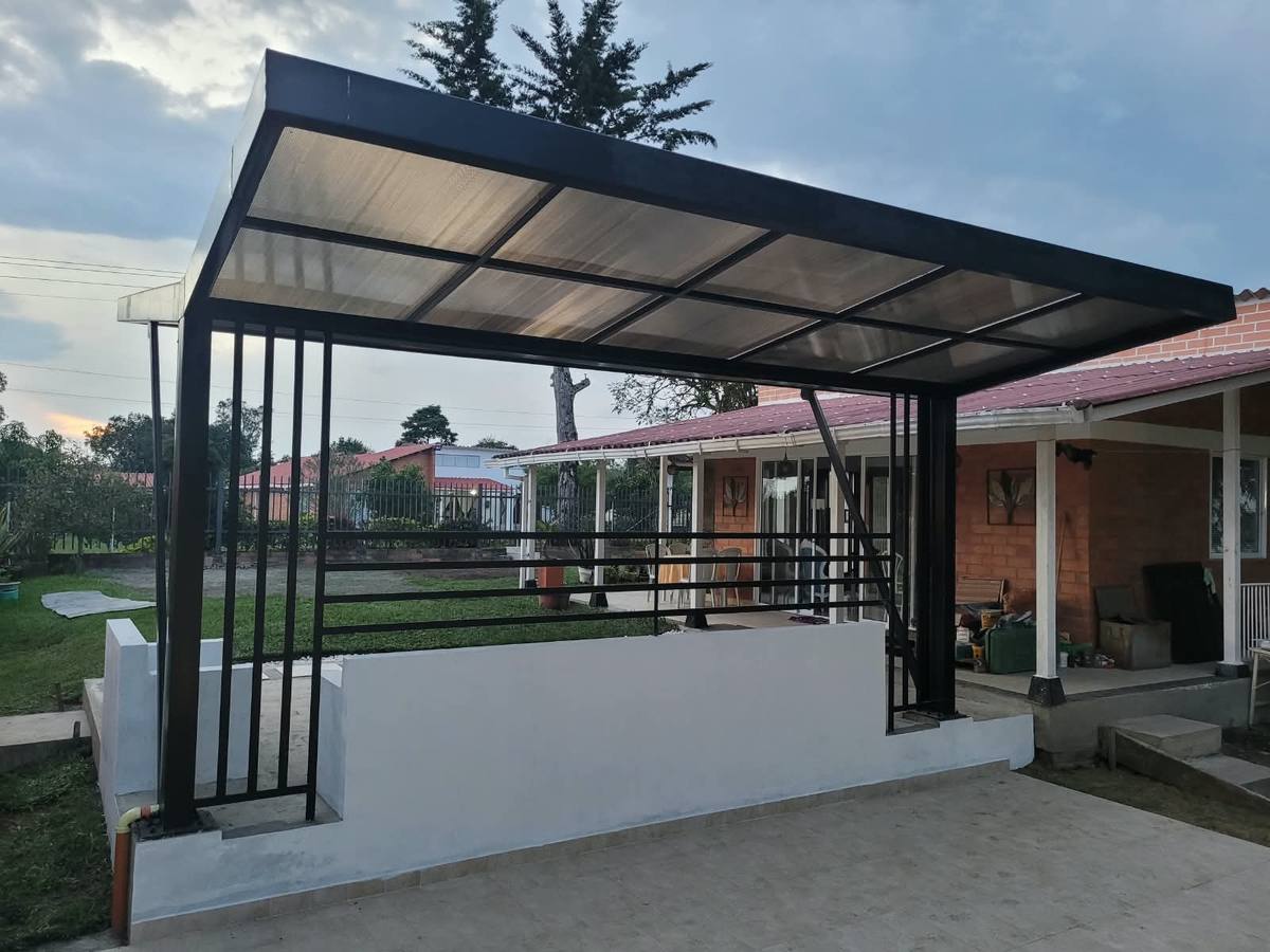 Pérgola de la zona de star
